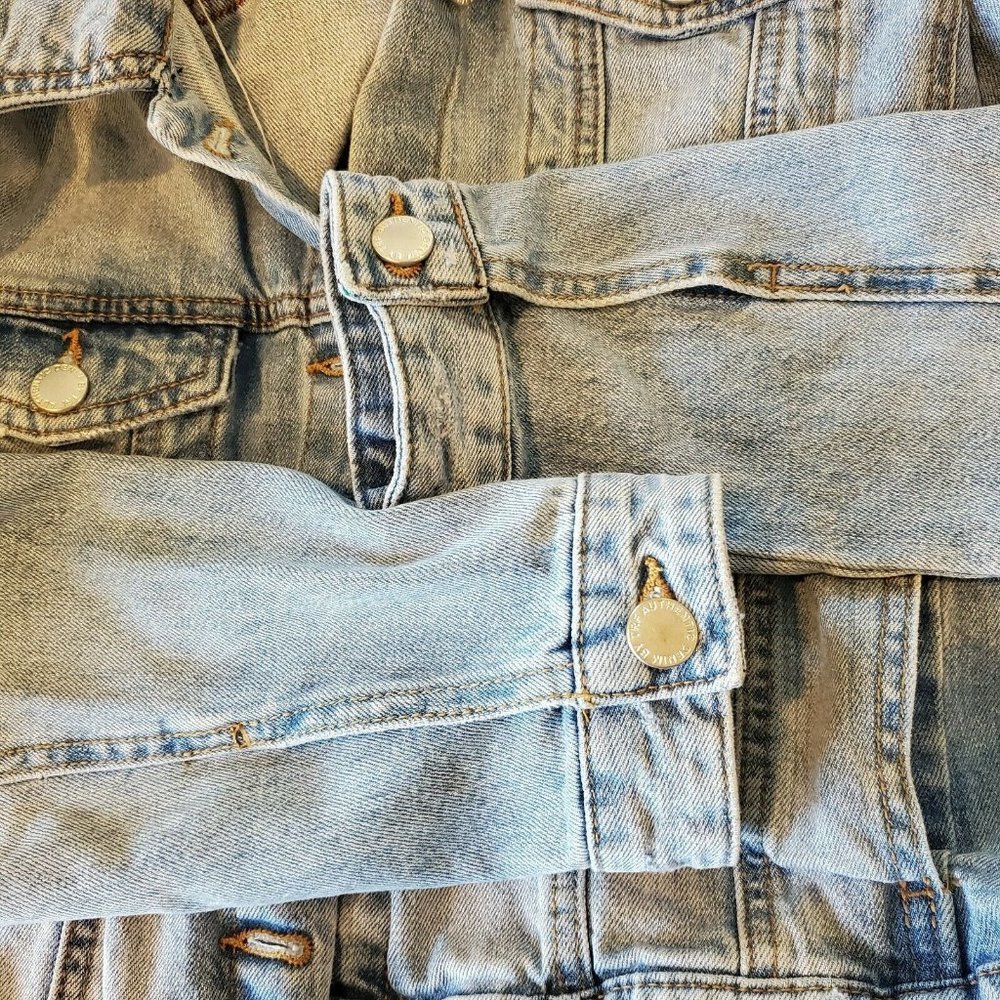 Zara TRF Womens Denim Jacket Blue Size Small Medium Jean Jacket - Picture 8 of 11
